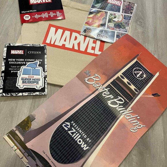 MARVEL Tote Bag w/ Fantastic Four Exclusive Merch - Picture 6 of 6